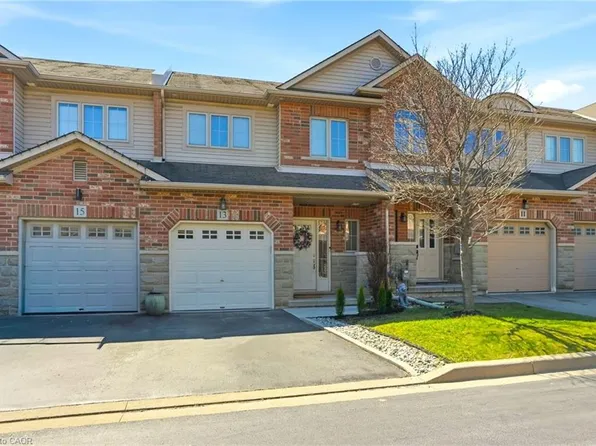 13 Marina Point Cres, Hamilton, ON L8E 0E4