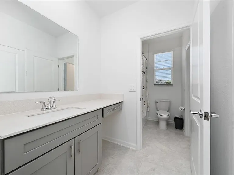 4132 Jespersen St — Photo 22