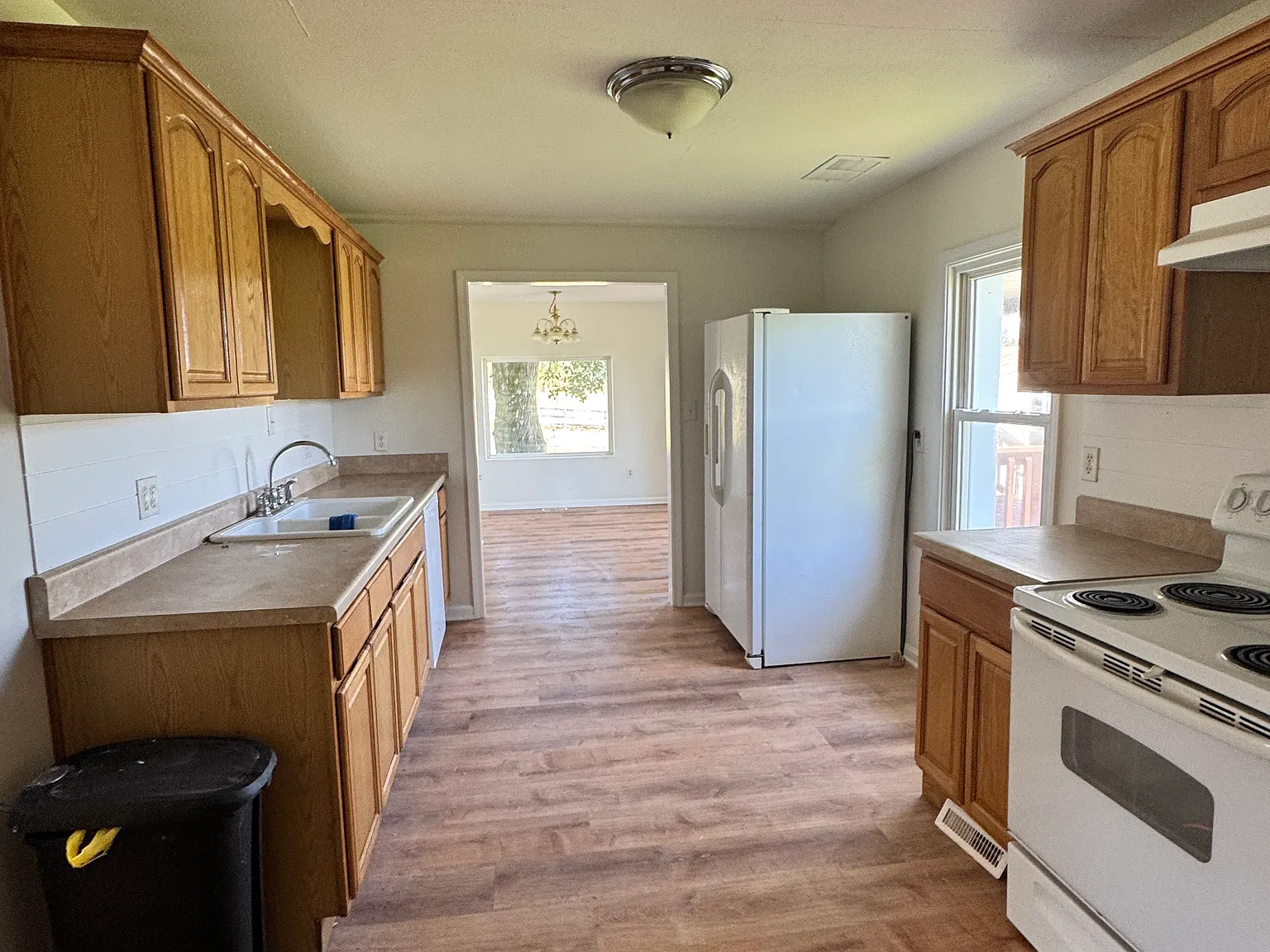 3 bed, 1304 sqft, $1,600 — Photo 4