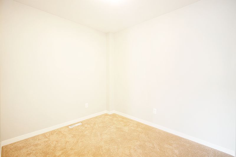 Winnipeg Townhouse for rent - 2 Bedrooms — photo 11