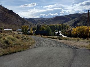13 Deer Rd, Jelm, WY 82063