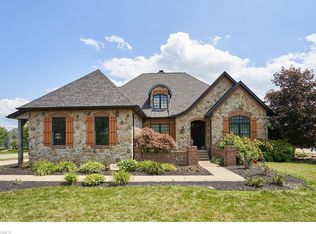 505 Sawgrass Dr, Akron, OH