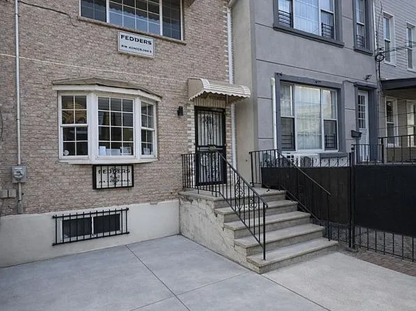 508 Warwick St, Brooklyn, NY 11207