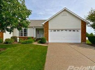 7108 Curtis Dr, Dardenne Prairie, MO 63368