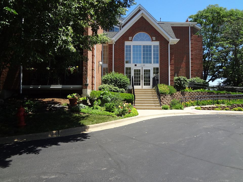 1st image of 67 Hunt Club Dr #67