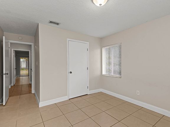 5th image of 2551 Vale Ct