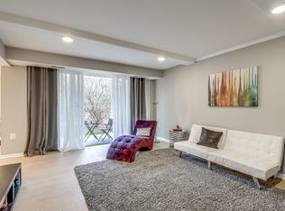 1527 Northgate Sq APT 2A, Reston, VA 20190