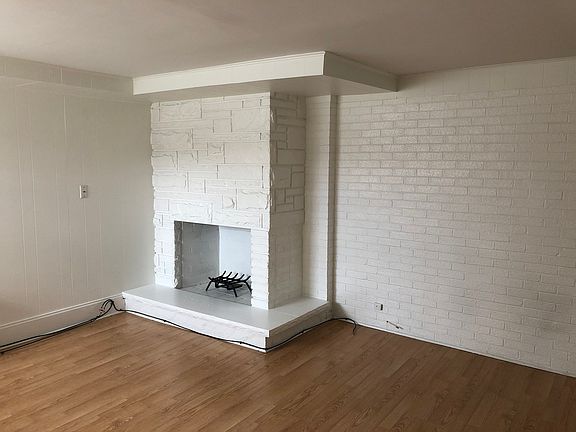 3rd image of 7545 W Belden Ave #2