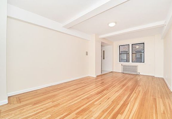 4th image of 850 Amsterdam Ave #5F