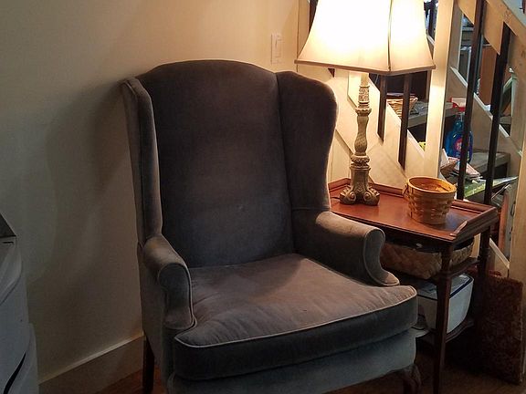Entry way and stairs up to loft
