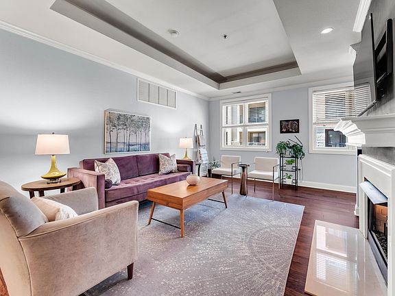 210BransonLanding-37-15