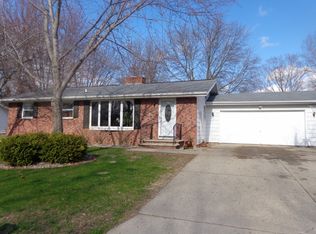 938 S Kadletz St, Shawano, WI 54166