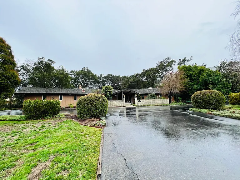 7757 Country Ln — Photo 1