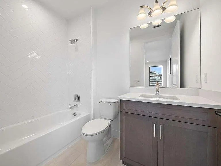 13613 Le Christine Dr — Photo 36