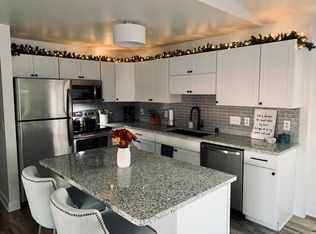 7211 98th Ave UNIT L, Kenosha, WI 53142