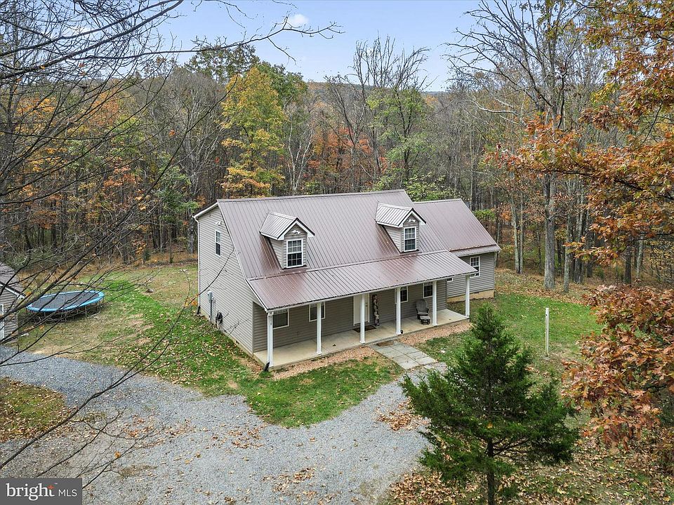 1st image of 556 Highview Rd