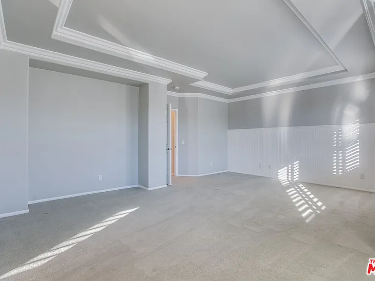 24040 Dandelion Ln — Photo 16