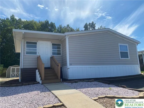 82 Pheasant Dr, Kutztown, PA 19530