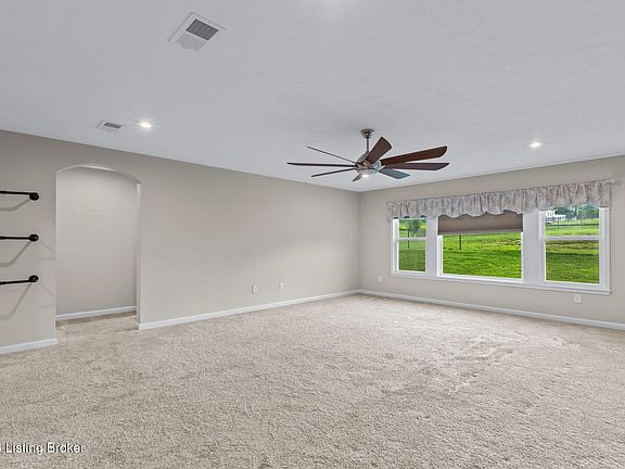 2nd image of 367 Copper Creek Dr
