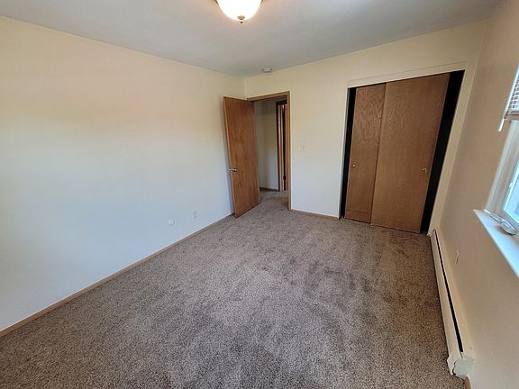 4th image of 161 McCarrons Blvd N