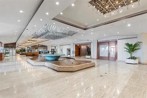 2nd image of 825 Brickell Bay Dr APT 451