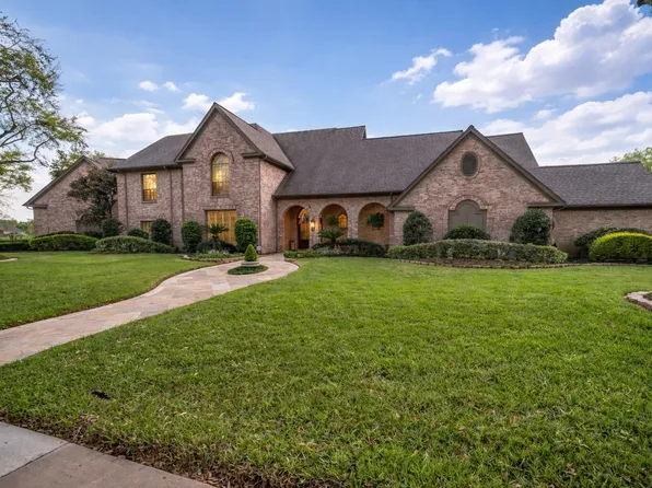 23 Muirfield Way, Sugar Land, TX 77479