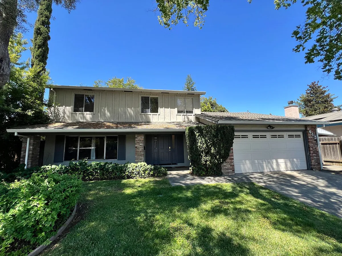 Building Photo - 413 Del Oro Ave