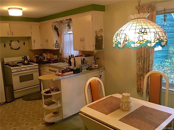5th image of 261 Blackstone Blvd