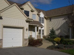 9 Caleb Ct #705, Hamburg, NJ 07419