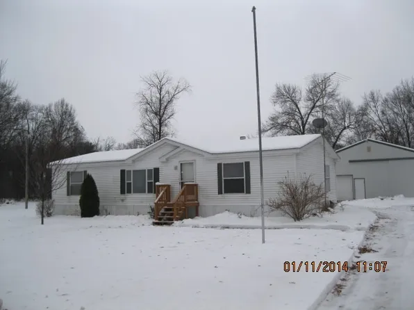 523 County Road A, Oxford, WI 53952
