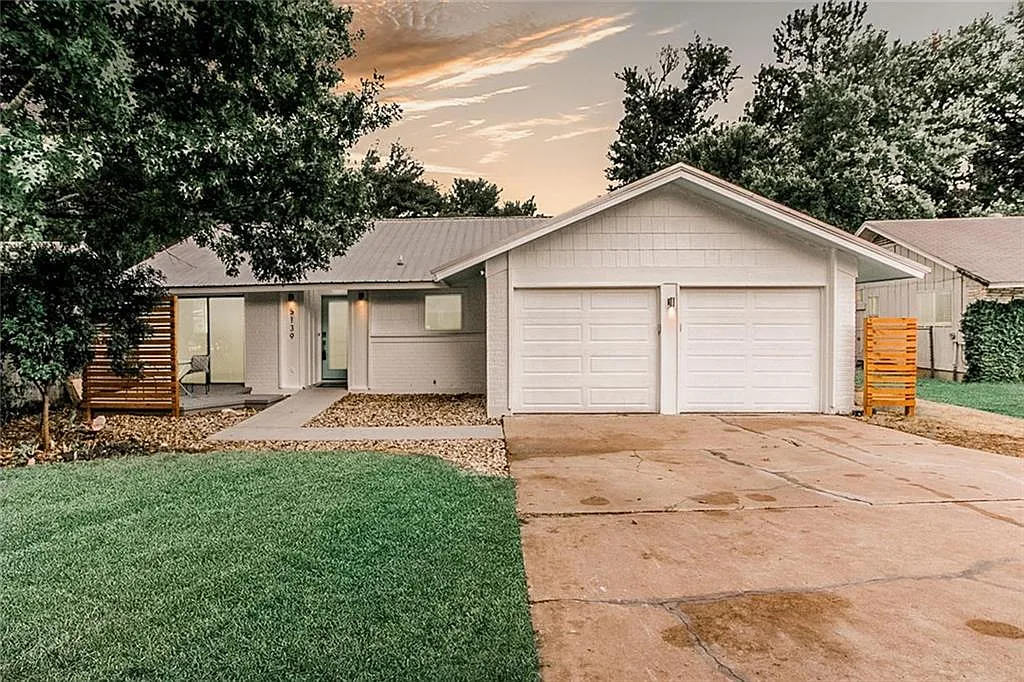 3 bed, 2.0 bath, 1783 sqft, $2,900 — Photo 1