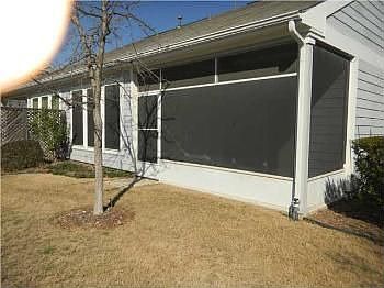 3rd image of 105 Honey Creek Trl
