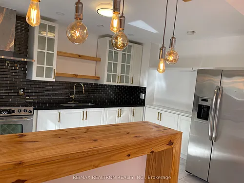 7 Barnwell Dr Photo 1