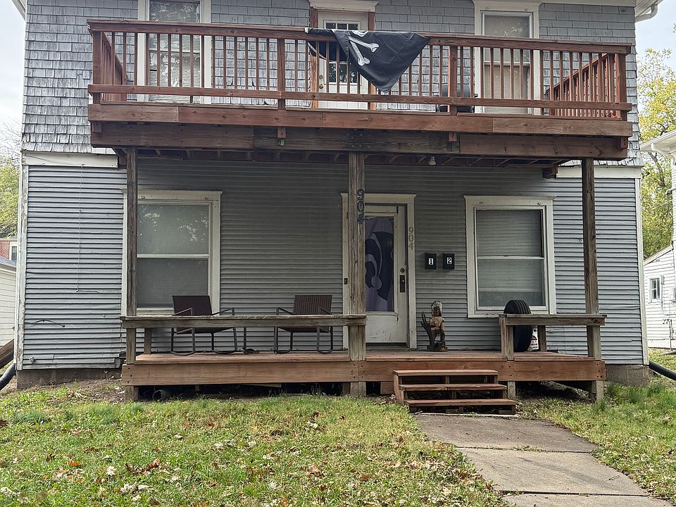 1st image of 904 Bluemont Ave