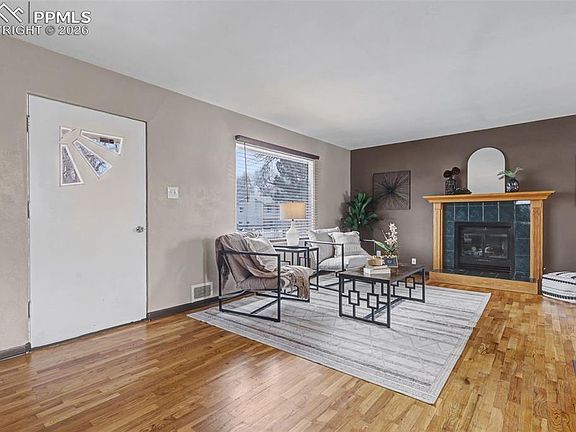 3rd image of 2415 W Uintah St