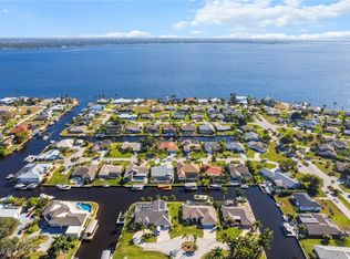 2617 SE 23rd Ave, Cape Coral, FL 33904