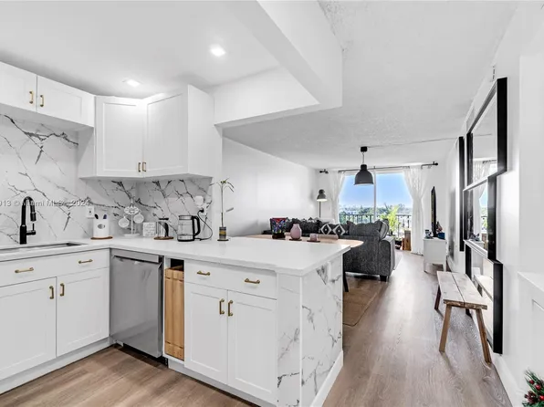 1465 NE 123rd St APT 711, North Miami, FL 33161