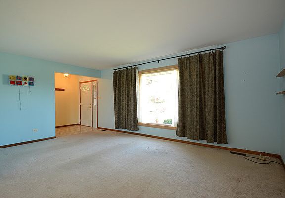 4th image of 12027 Lakeview Trl