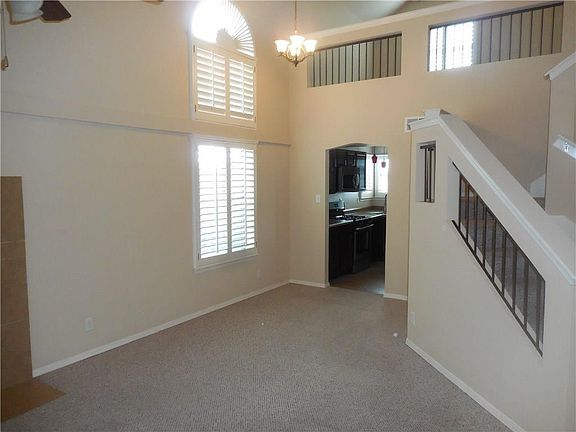 5th image of 1369 Fito Hernandez St
