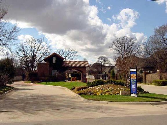 2nd image of 6 Portofino Pl Lot 6