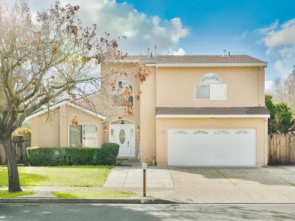 7325 Hagen Ct, Gilroy, CA 95020