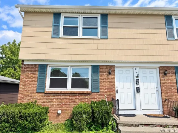 220 Garden Pkwy, Buffalo, NY 14221