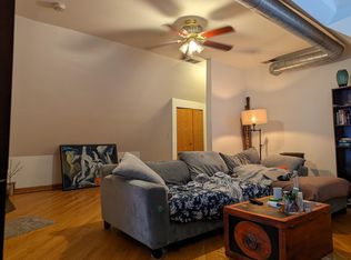 2132 W Belmont Ave APT 3, Chicago, IL 60618