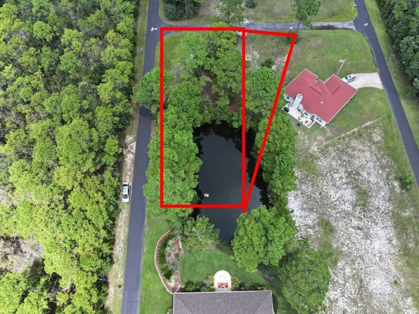 1796 W Smugglers Cove Dr, Gulf Breeze, FL 32563