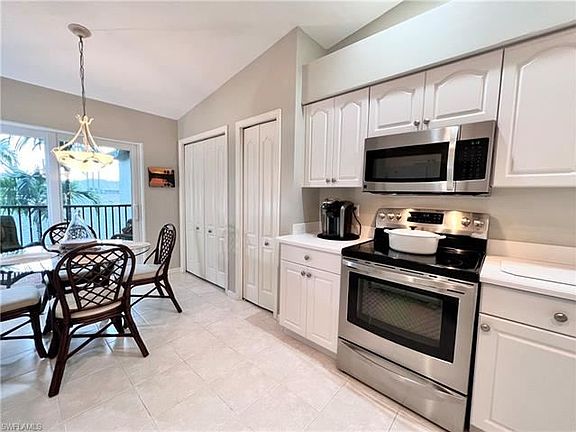 5th image of 8600 Naples Heritage Dr #5-525