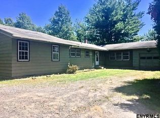 296 Truax Rd, Amsterdam, NY 12010