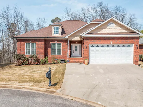1224 Eagle Pass Way, Anniston, AL 36207