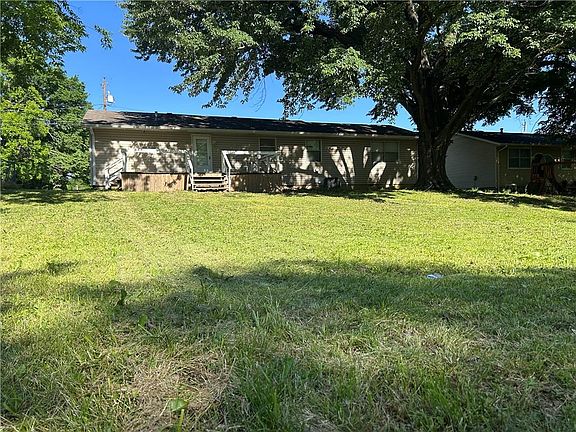 3rd image of 506 Hollywood St
