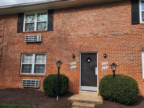 2nd image of 402 E Cornell Dr