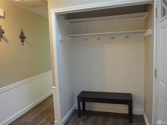 3rd image of 11920 152nd Street Ct E
